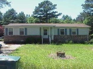 560 Sunnyland Dr, Thomaston, GA 30286