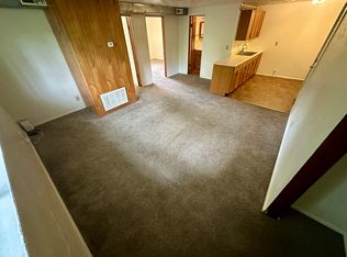 1225 W Freeman St #8, Carbondale, IL 62901