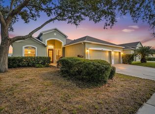 9404 Laurel Ledge Dr, Riverview, FL 33569