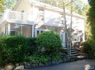 130 Colony Ave, Park Ridge, NJ 07656