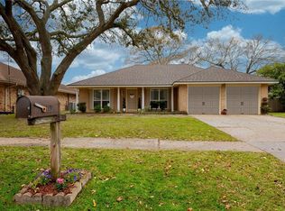805 Franklin Ct, Slidell, LA 70458