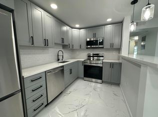 1014 Guildford Dr #A, Boca Raton, FL 33434