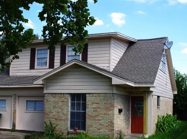 12127 Palmton St, Houston, TX 77034