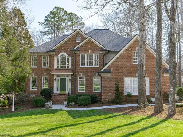 217 Versailles Dr, Cary, NC 27511