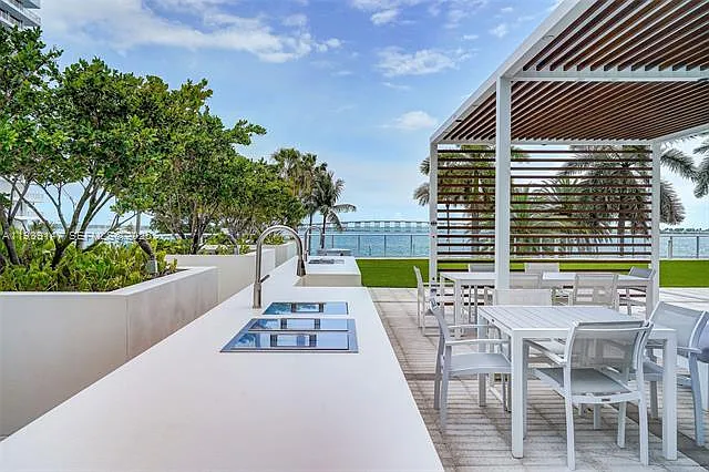 1541 Brickell Ave #A2102 — Photo 34