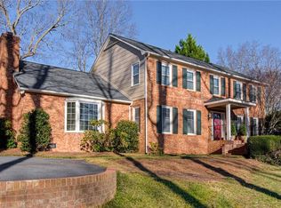 1046 Englewood Dr, Winston Salem, NC 27106