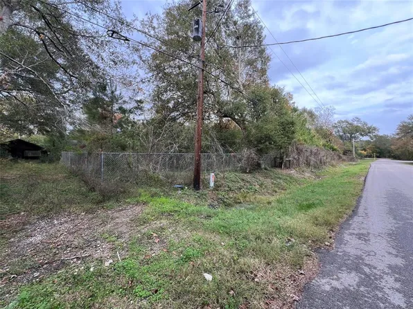 25353 Blackburn Drive, Splendora, TX 77372