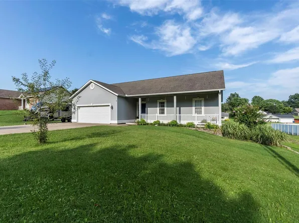 606 Cape St, Scott City, MO 63780