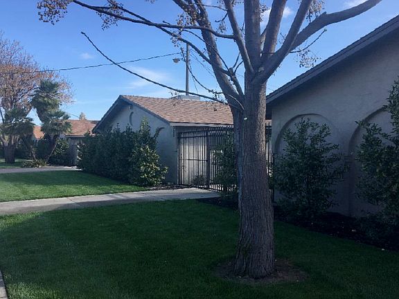 2nd image of 300-366 Clifford Ave #24