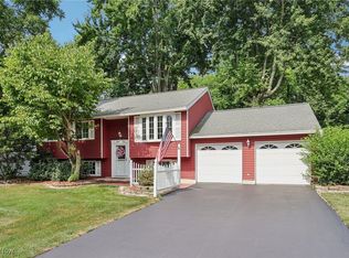 321 Manhattan Pkwy, Painesville, OH