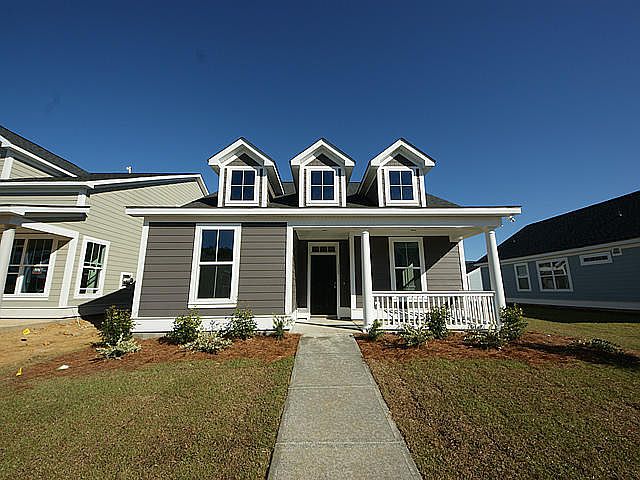 2nd image of 120 Crossandra Ave