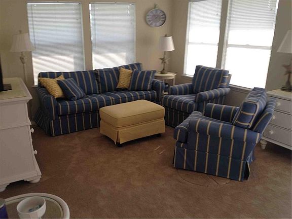 5th image of 602 Centre Ct SW Unit 2-18