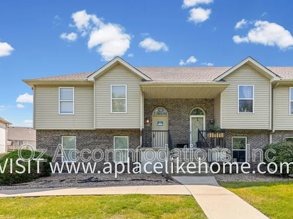 8626 N Cleveland Ln, Kansas City, MO 64156