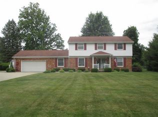 6238 Golfview Dr, Burton, MI 48509