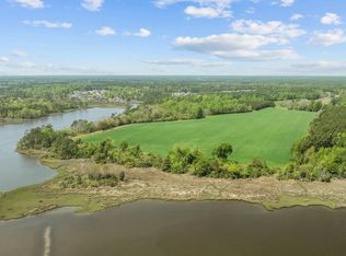 517 Queens Creek Road, Hubert, NC 28539