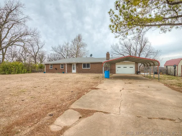 3108 N Kings Hwy, Cushing, OK 74023