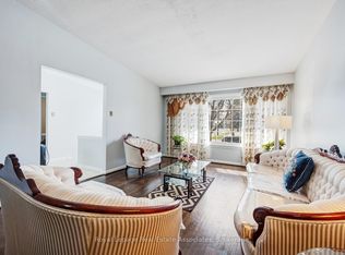 8 Caulfield Rd, Toronto, ON