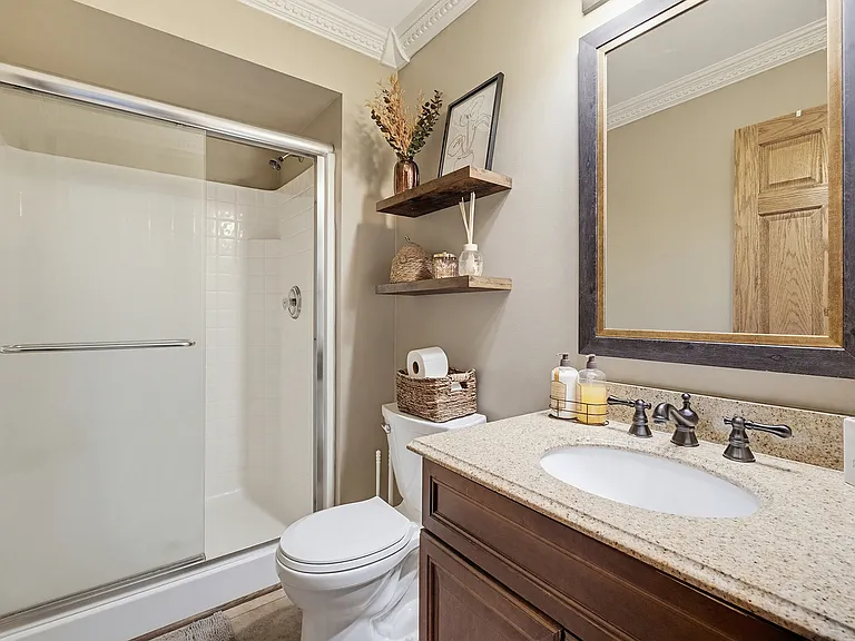 17419 Yakima Dr #17419 — Photo 15