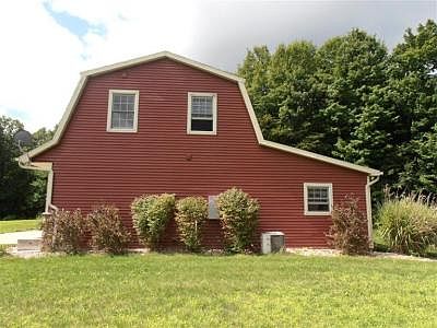 2nd image of 64804 Union Rd