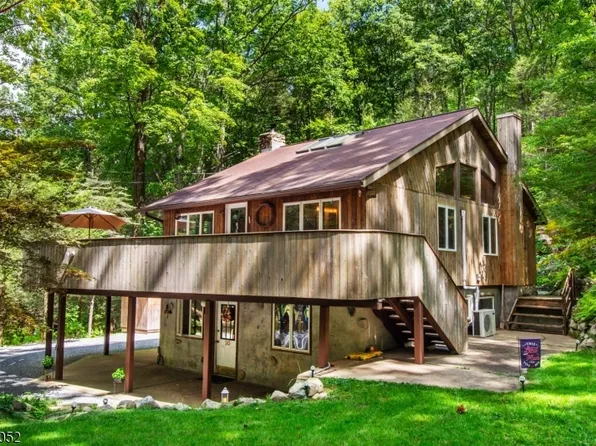 20 Glenwood Ln, Vernon Twp., NJ 07461