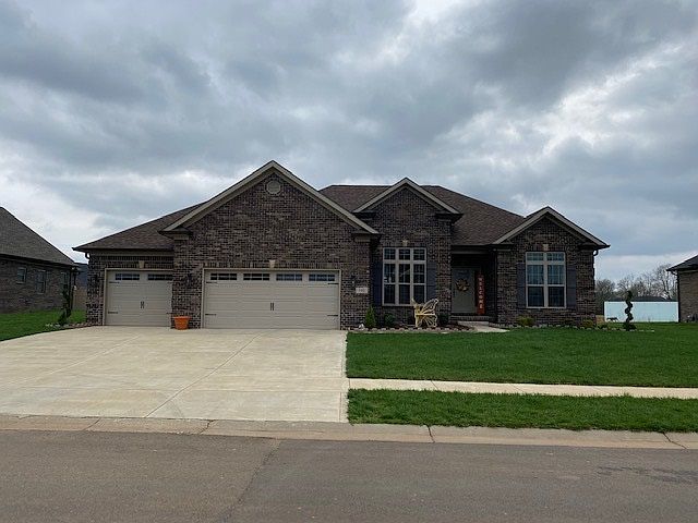 1st image of 520 McCoy Place Dr