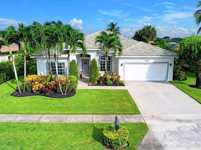 11723 Waterbend Ct — Photo 26