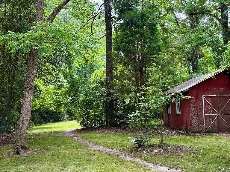 1209 Green Springs Rd — Photo 17