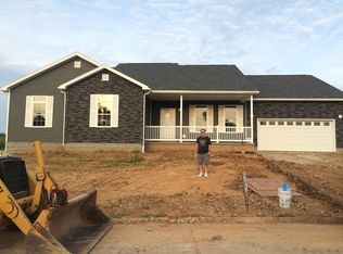 489 Washington Meadows Dr, Washington, WV 26181