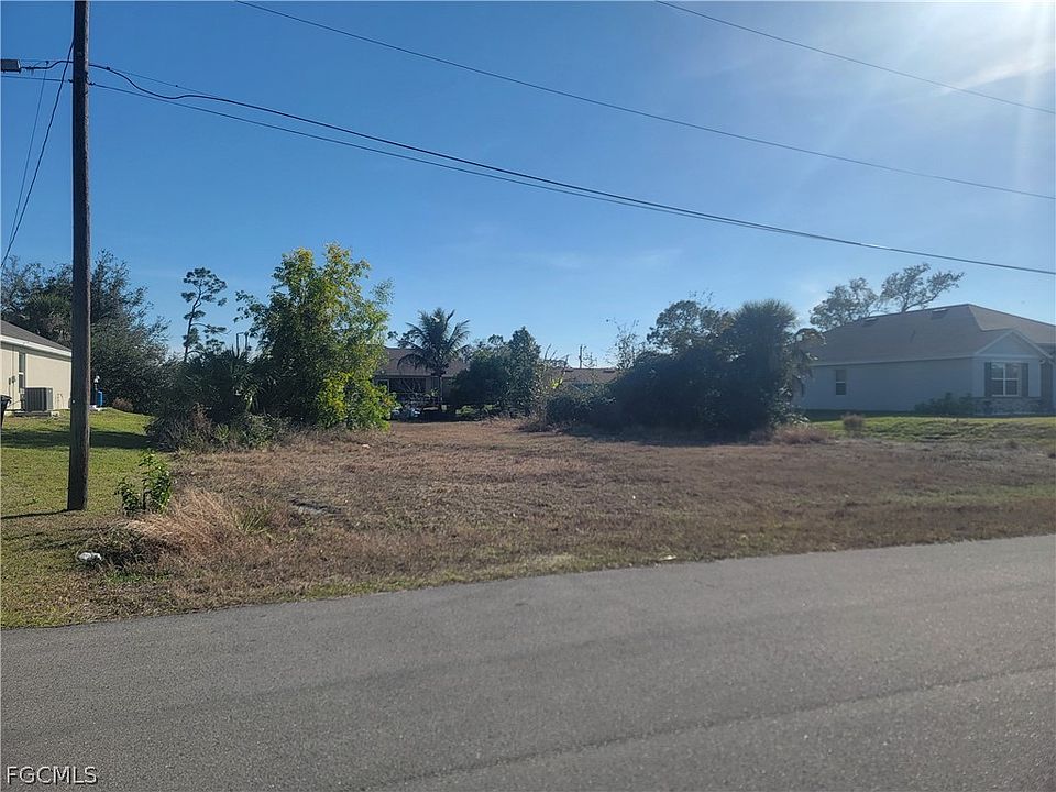 2nd image of 2904 NW 19th Ter