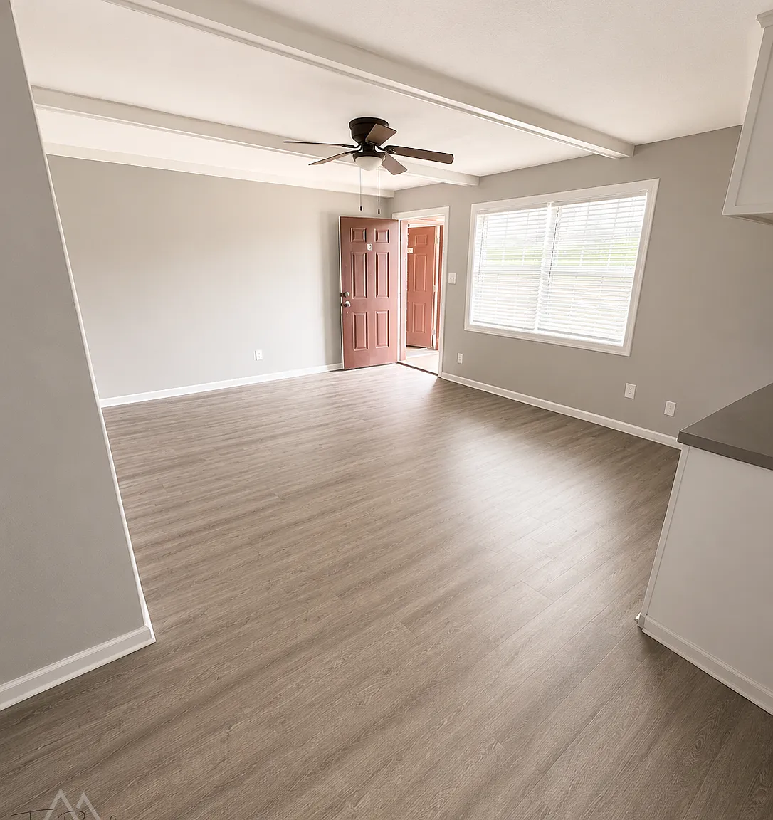 501 Westlawn - 28 — Photo 2