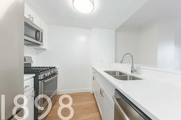 Rented by A&E Real Estate Management | media 12