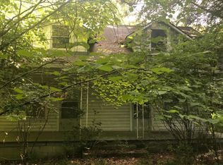 258 S Austin Springs Rd, Johnson City, TN 37601