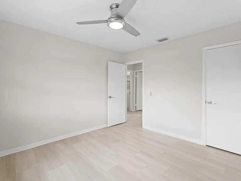 2861 SE Calvin St — Photo 25