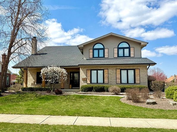 14152 Aldwych Dr