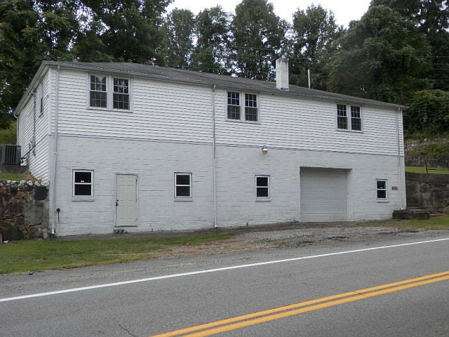 1st image of 8542 Salem Hwy