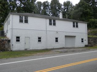 8542 Salem Hwy, Stuart, VA 24171