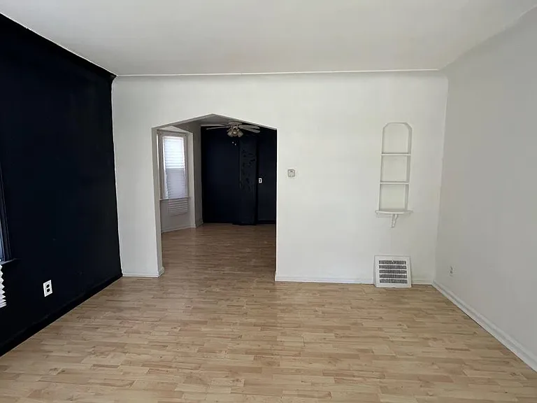 2034 Ewald Cir — Photo 6