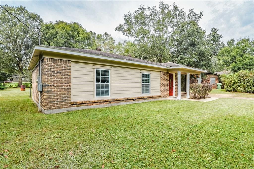 4638 Emerald Dr W, Mobile, AL 36619 | Zillow