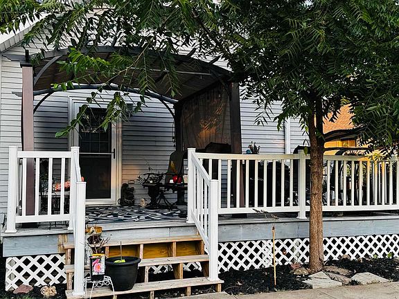 5th image of 2621 S Cedar St