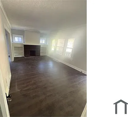 3469 E 152nd St #1 — Photo 5