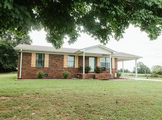1320 Wallace Mill Rd, Muscle Shoals, AL 35661
