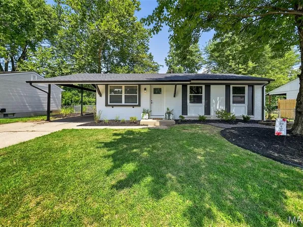 3420 Ipswich Ln, Saint Charles, MO 63301