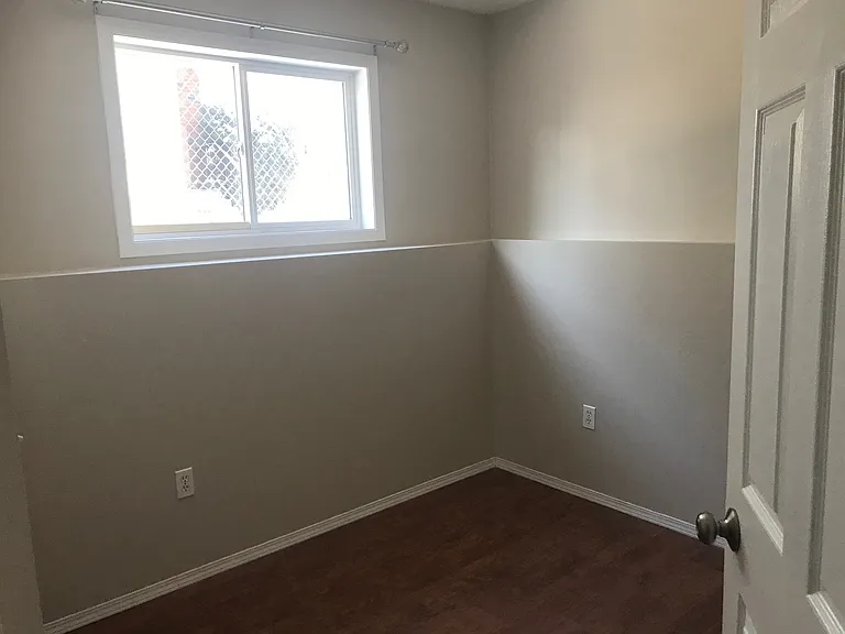 9407 103rd Ave #B — Photo 10