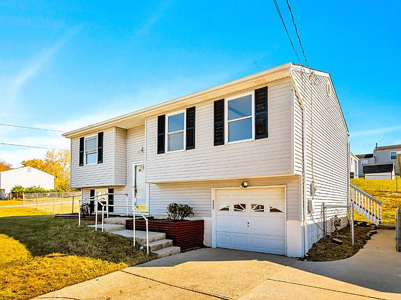 3rd image of 11448 Swissvale Ct