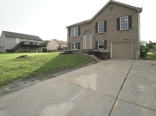 1866 Princess Ct, Hebron, KY 41048