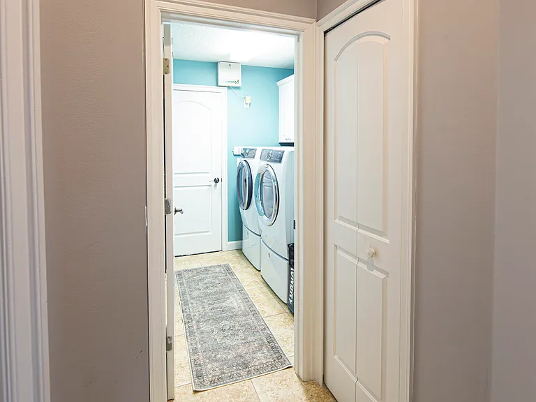 923 SW Grand Reserves Blvd — Photo 46