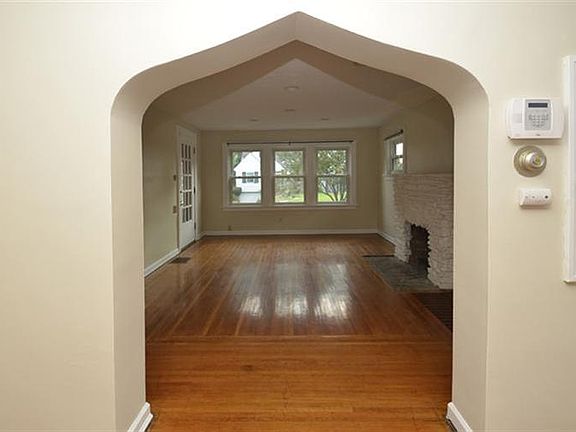 5th image of 5510 Davies Pl