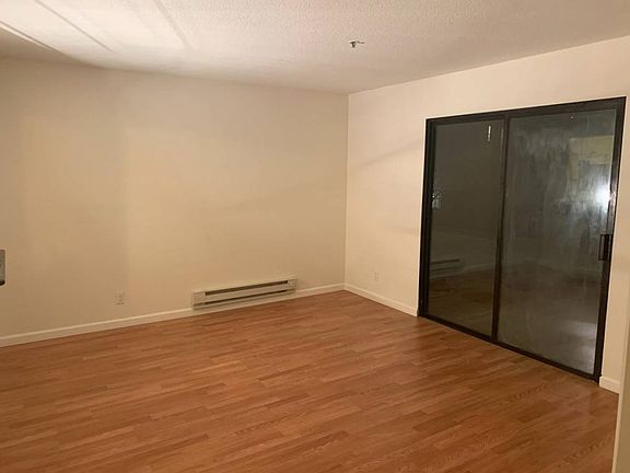3rd image of 3514 25th St #110