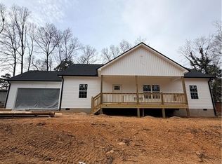 105 Keisha Ln, Calhoun, GA 30701