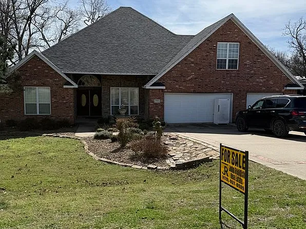 2983 Wagon Wheel Rd, Springdale, AR 72762